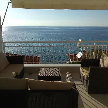 Semesterbostad By The Sea With Great View *