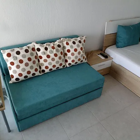 Semesterbostad By The Sea With Great View