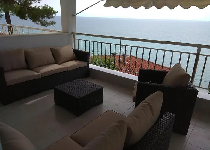 By The Sea With Great View Siviri