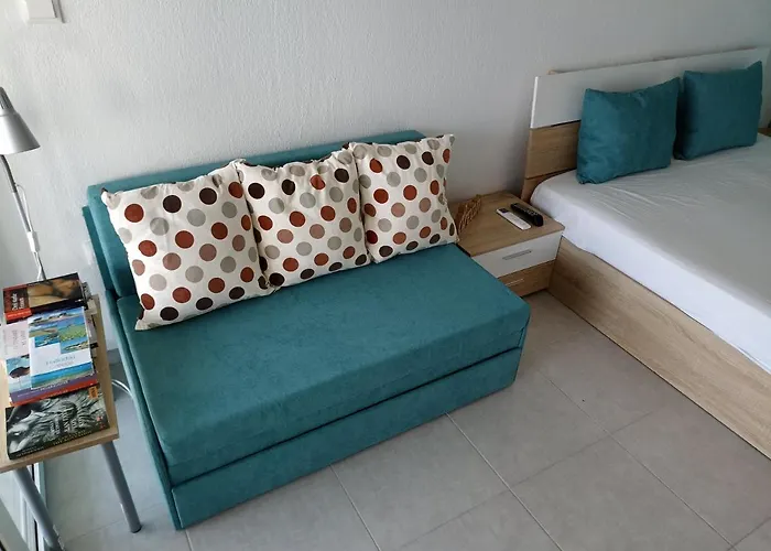 Feriehus By The Sea With Great View